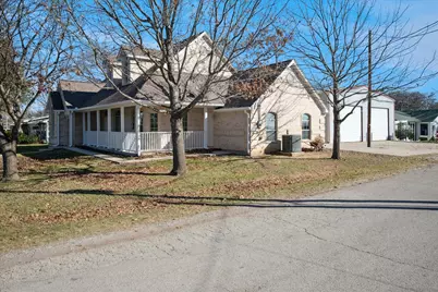 437 S 1st Street, Krum, TX 76249 - Photo 1