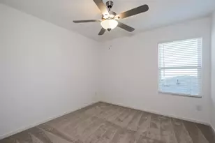 4033 Drifters Bnd Dr, Crowley, TX 76036 - Photo 7