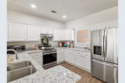 2305 Homewood Lane, Grand Prairie, TX 75050 - Photo 5