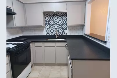 502 Dipert Court, Arlington, TX 76012 - Photo 5