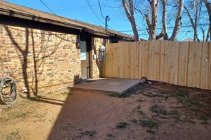 502 Dipert Ct, Arlington, TX 76012 - Photo 11