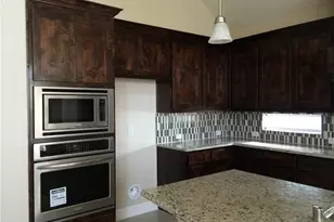 2560 Valley Glen Dr, Little Elm, TX 75068 - Photo 7