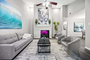 218 N Beacon St, Dallas, TX 75214 - Photo 1