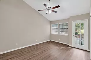 218 N Beacon St, Dallas, TX 75214 - Photo 23