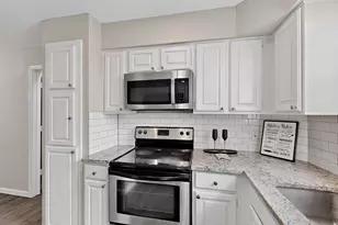 218 N Beacon St, Dallas, TX 75214 - Photo 11