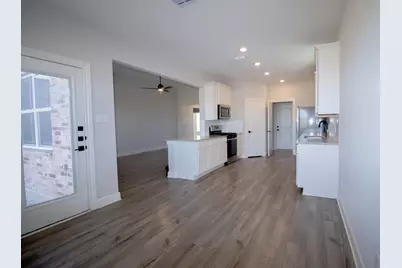 910 Emerson Drive, Anna, TX 75409 - Photo 9