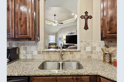 100 Valle Court, Azle, TX 76020 - Photo 9