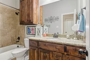 100 Valle Ct, Azle, TX 76020 - Photo 17