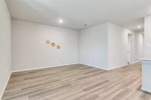 16433 Rosella Ln, Justin, TX 76247 - Photo 11