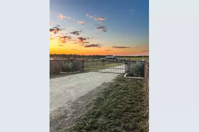 925 Clear Spring Road, Stephenville, TX 76401 - Photo 19