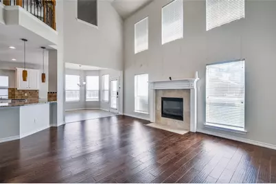 6433 Fianna Hills Drive, Fort Worth, TX 76132 - Photo 3