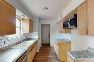 5610 Sarasota Dr, Arlington, TX 76017 - Photo 11