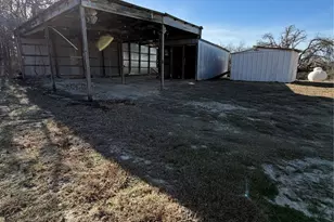 813 Co Rd 3680, Paradise, TX 76073 - Photo 23