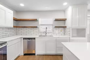 526 Jack Grace Hill Rd, Bowie, TX 76230 - Photo 17