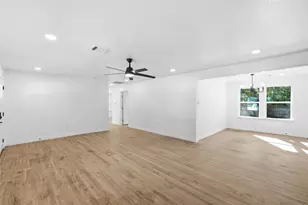 2300 N 52nd St, Waco, TX 76710 - Photo 7