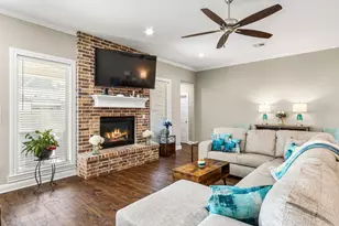 13008 Rainier Dr, Woodway, TX 76712 - Photo 9