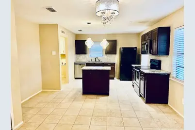 4909 Avery Circle, The Colony, TX 75056 - Photo 5