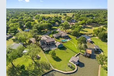 1035 Holiday Circle, Seven Points, TX 75143 - Photo 27