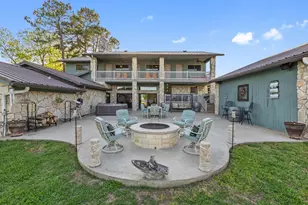 1035 Holiday Circle, Seven Points, TX 75143 - Photo 3