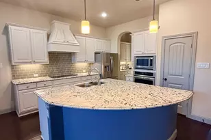 811 Bandelier Ln, Mansfield, TX 76063 - Photo 3