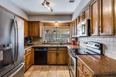 3981 Windhaven Road, Fort Worth, TX 76133 - Photo 9