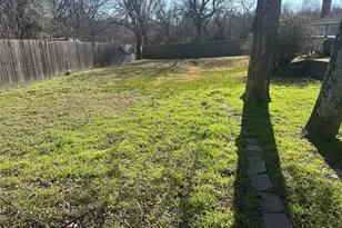 2020 Arbor Bnd St, Bonham, TX 75418 - Photo 3