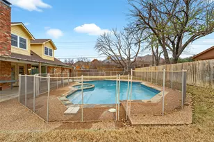 2032 Briar Trail, Hurst, TX 76054 - Photo 27