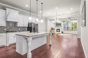 3813 S Brookridge Ct, Bedford, TX 76021 - Photo 9