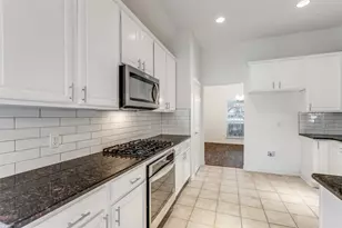 9440 Park Garden Dr, Frisco, TX 75035 - Photo 9