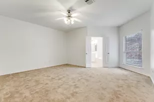 9440 Park Garden Dr, Frisco, TX 75035 - Photo 11