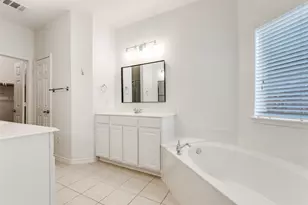 9440 Park Garden Dr, Frisco, TX 75035 - Photo 19