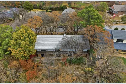 1004 Crowley Road, Arlington, TX 76012 - Photo 31