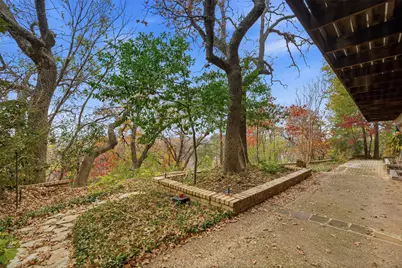 1004 Crowley Road, Arlington, TX 76012 - Photo 35