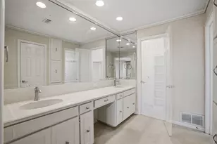 1004 Crowley Rd, Arlington, TX 76012 - Photo 23