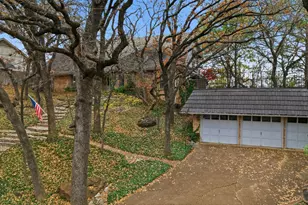 1004 Crowley Rd, Arlington, TX 76012 - Photo 3