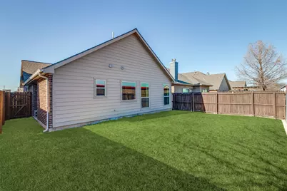 300 Black Bear Drive, McKinney, TX 75071 - Photo 23