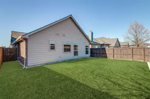 300 Black Bear Dr, McKinney, TX 75071 - Photo 23