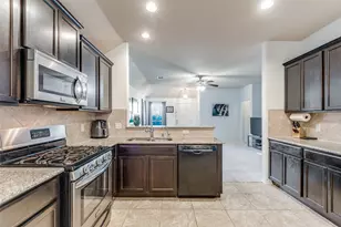 300 Black Bear Dr, McKinney, TX 75071 - Photo 9