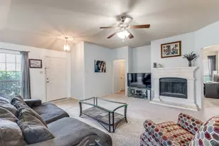 300 Black Bear Dr, McKinney, TX 75071 - Photo 5