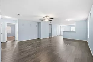 8405 Seven Oaks Ln, Denton, TX 76210 - Photo 3