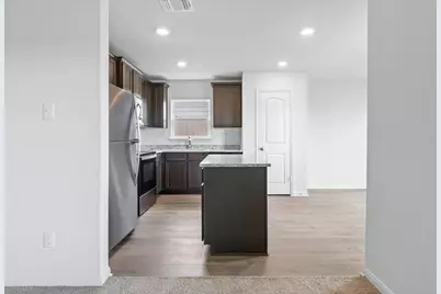 10121 Throttle Lane, Fort Worth, TX 76131 - Photo 3