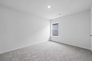 10133 Throttle Ln, Fort Worth, TX 76131 - Photo 9