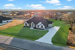 2009 Forest Bridge Dr, Azle, TX 76020 - Photo 39