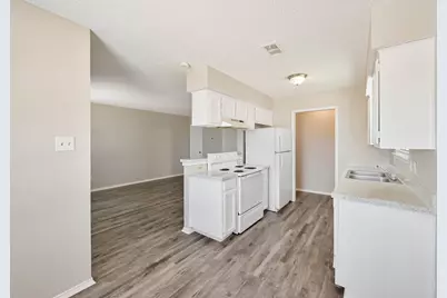 608 Kings Way Drive #D, Mansfield, TX 76063 - Photo 5