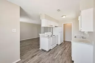 608 Kings Way Dr, Mansfield, TX 76063 - Photo 5