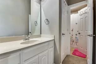 3032 Larreta, Grand Prairie, TX 75054 - Photo 15