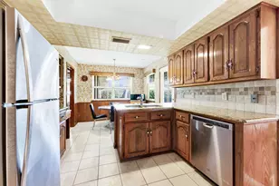 2719 N Spring Dr, Richardson, TX 75082 - Photo 7