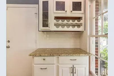 2514 W Jefferson Boulevard, Dallas, TX 75211 - Photo 9