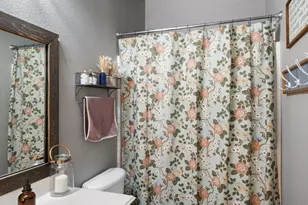 1360 Castlegar Ln, Fort Worth, TX 76247 - Photo 23