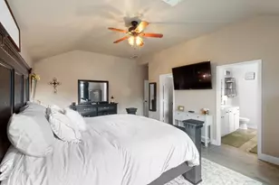 1360 Castlegar Ln, Fort Worth, TX 76247 - Photo 15